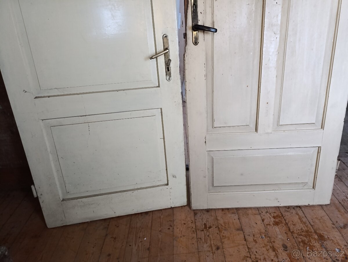 DVĚŘE staré mosaz - 2