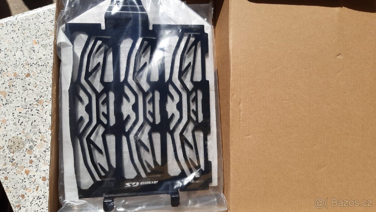 Bmw r1300gs mřížky chladiče - 2