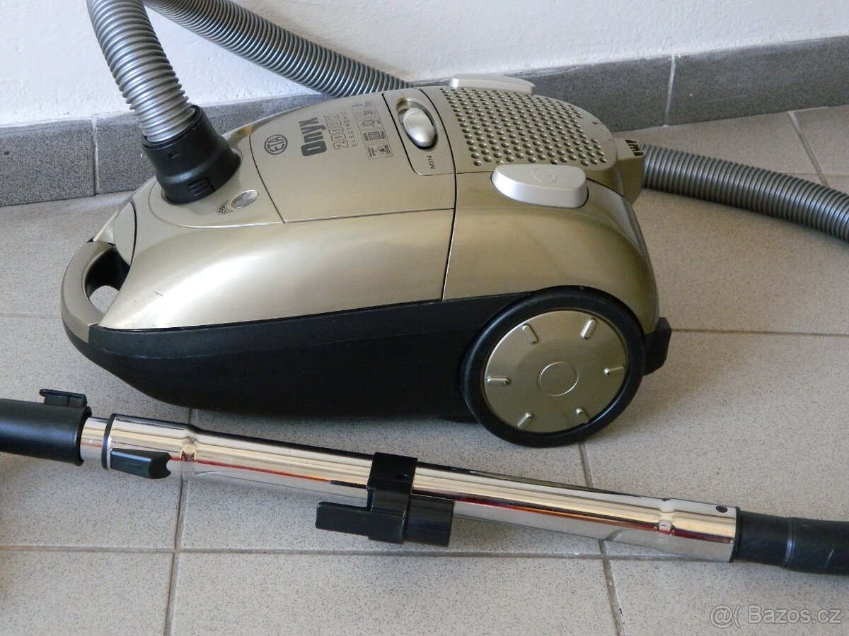 Vysavač ETA 2000 W - 2