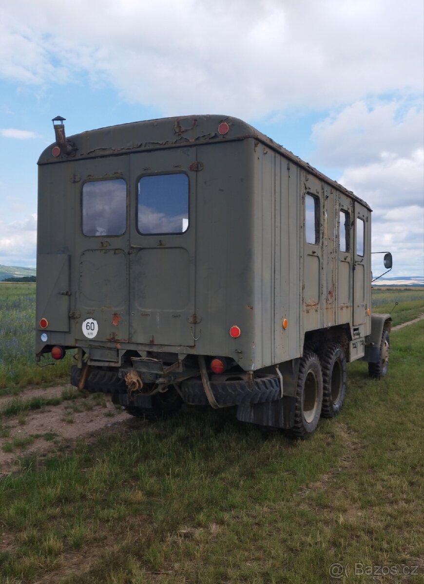 Praga v3s skříň - 2