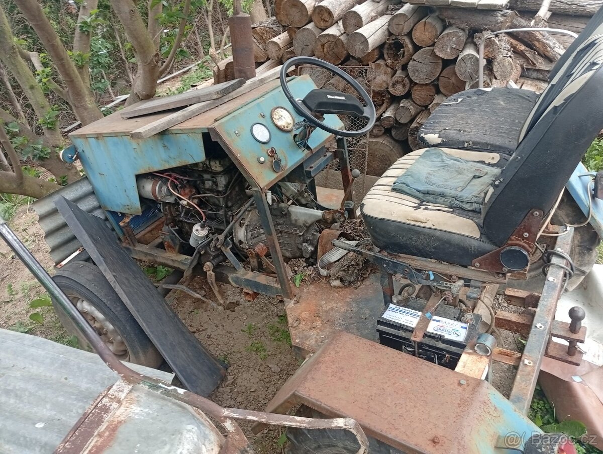 Malotraktor domácí výroby - 2