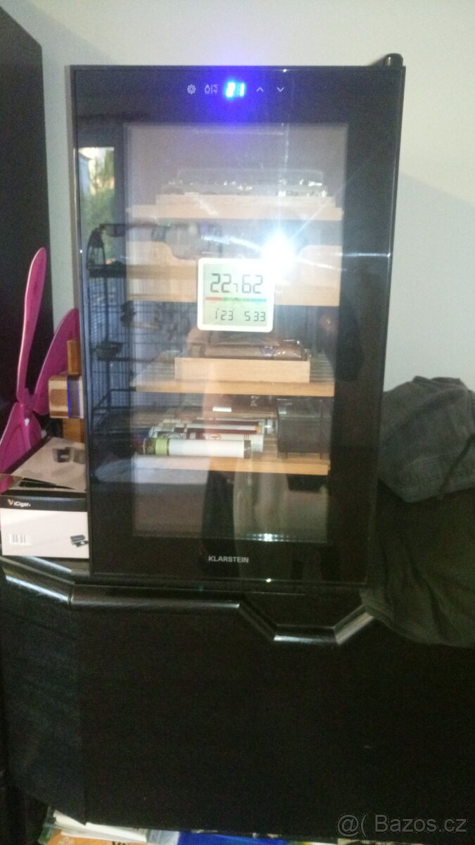 Elektrický humidor na doutníky 48l - 2
