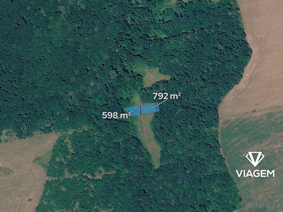 Pole 1 390 m² - 2