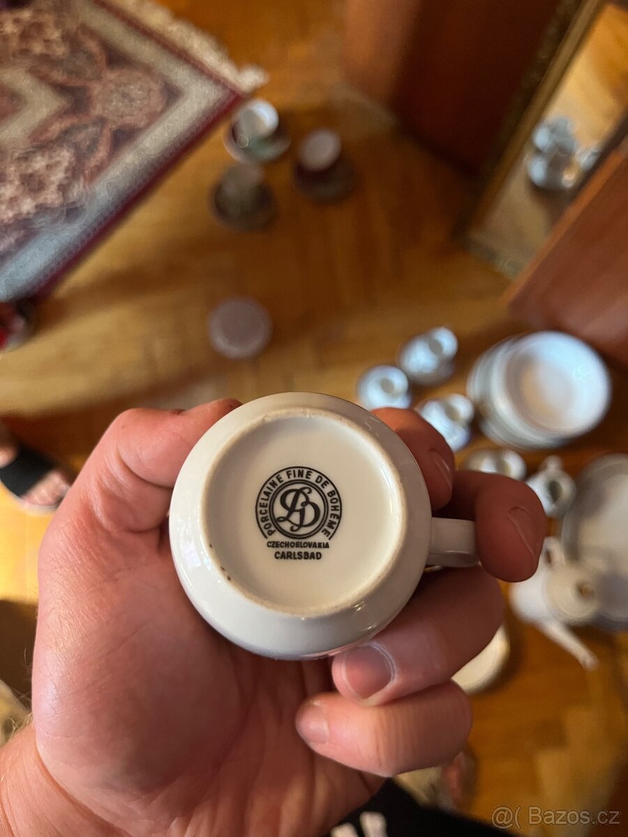 Starožitná porcelánová sada - 2