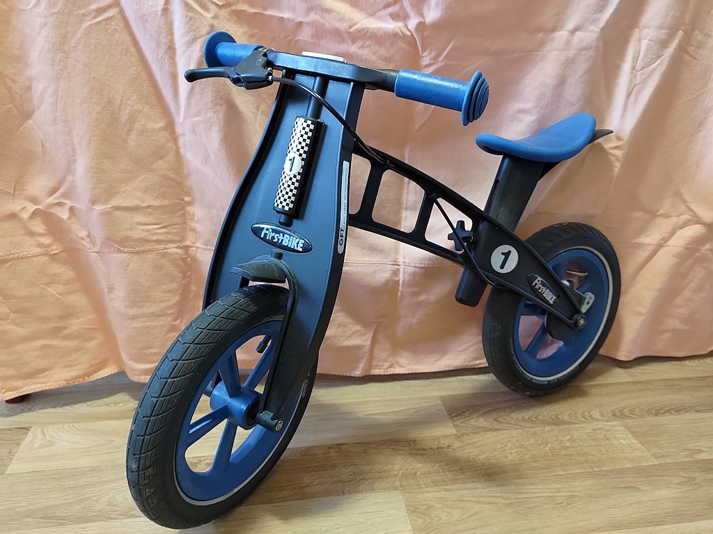 First Bike modré - 2