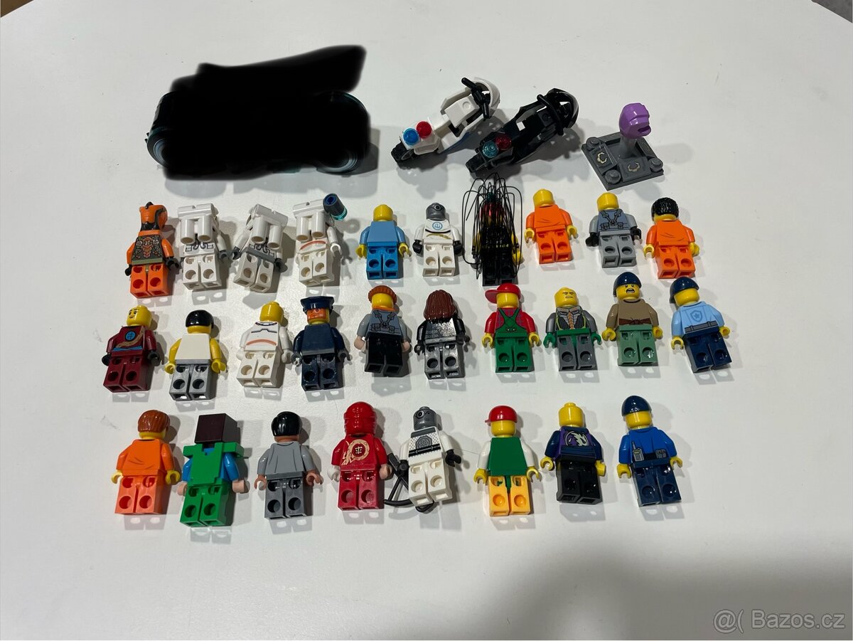 Lego postavičky a doplňky set č.1 cena 50kč/kus - 2