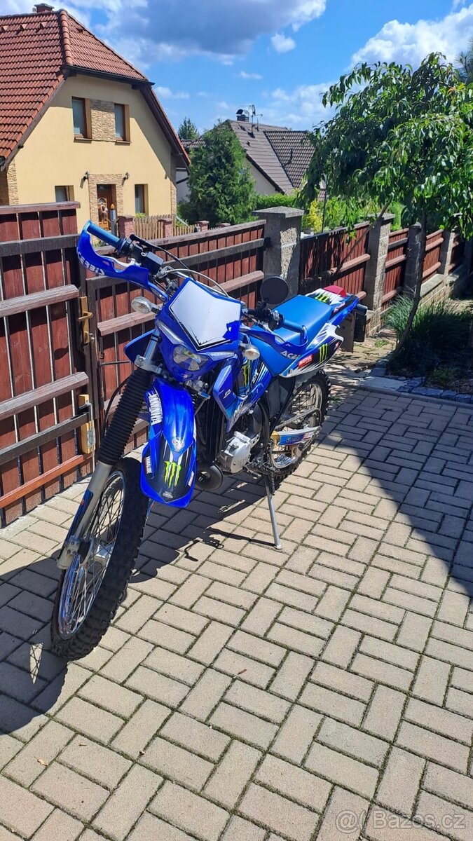 Yamaha DT 125 RE - 2