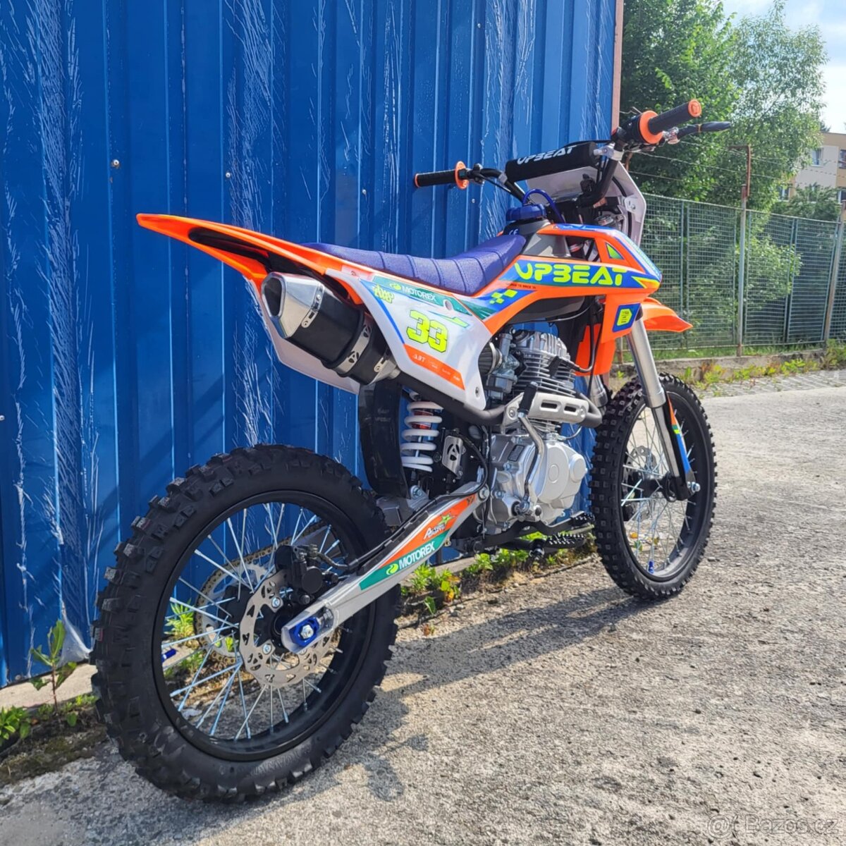 Pitbike UPBEAT 250cc 19/16“ E-START