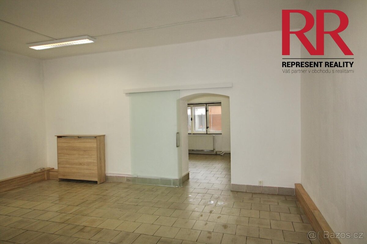 Pronájem obchodního prostoru Dobřany - 2