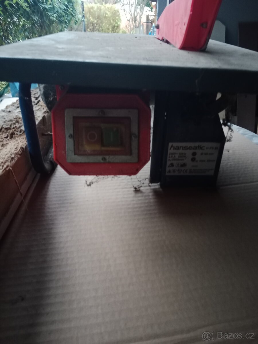 Řezačka dlažby - 2