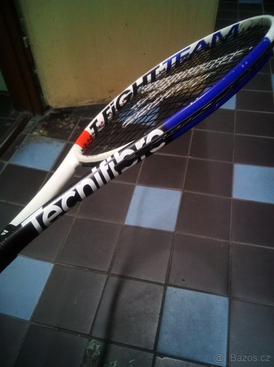 Tenisová raketa - 2