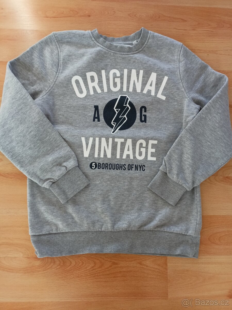 Chlapecký set oblečení vel.152 - 2