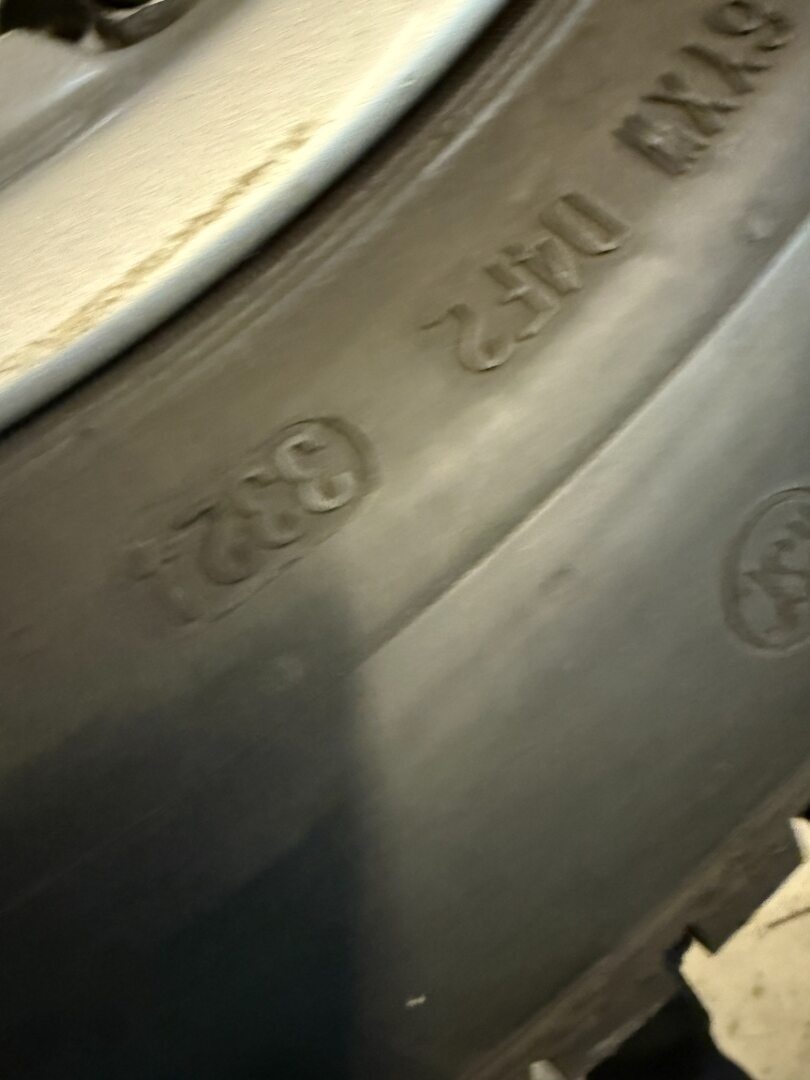 R16 ZIMNÍ KOLA BMW 1,2 205/60/16 PNEU DOT24 99% - 2