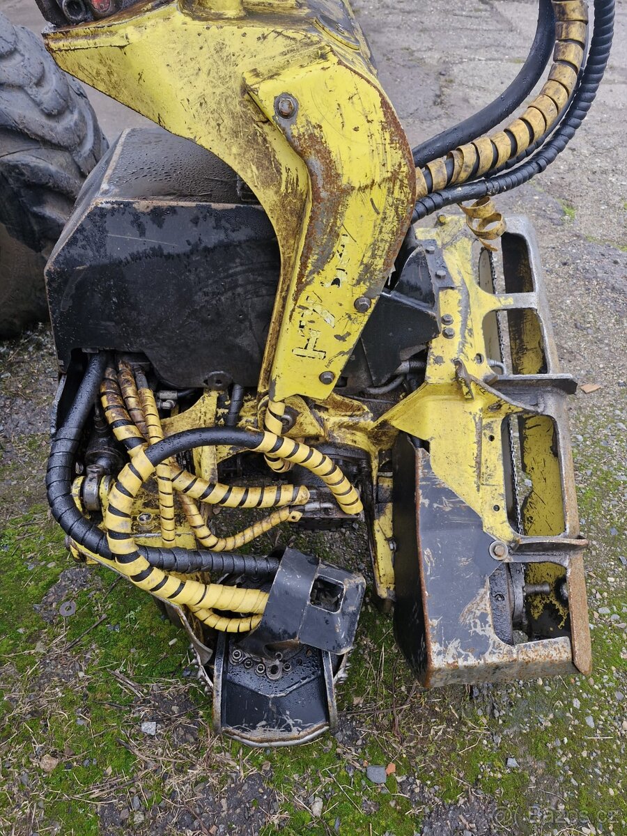 John Deere 1070 E - 2