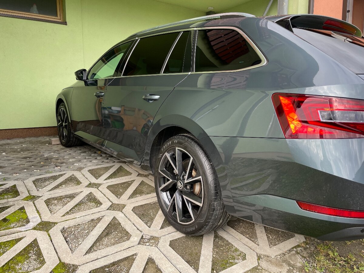 Škoda Superb 3combi 2.0Tdi 110kw - 2