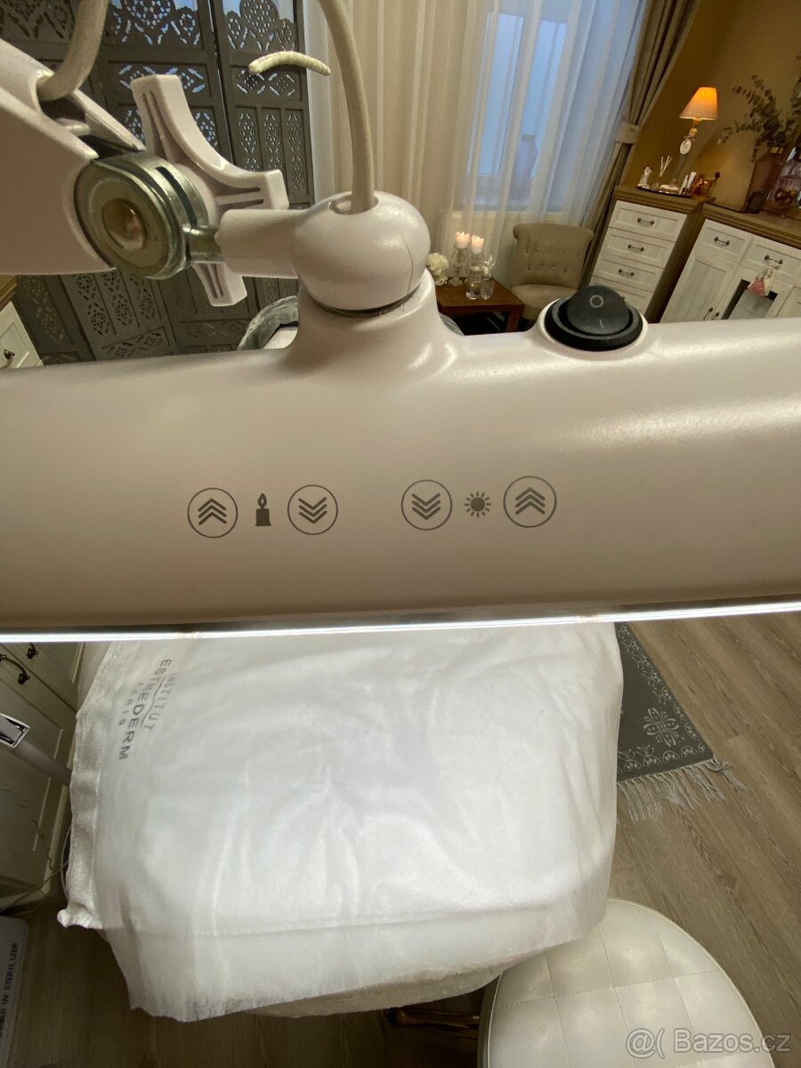 Kosmetická lampa - 2