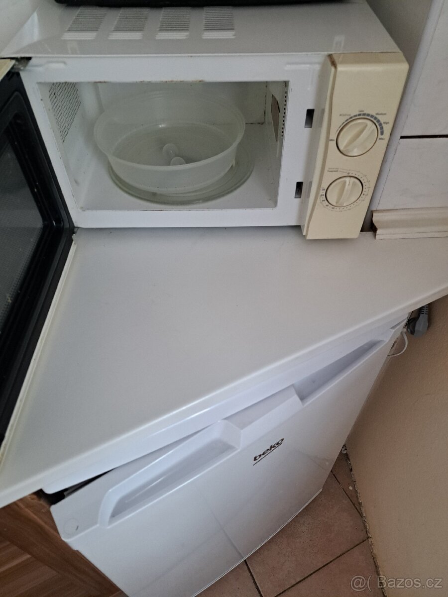 Mikrovlnná trouba - 2