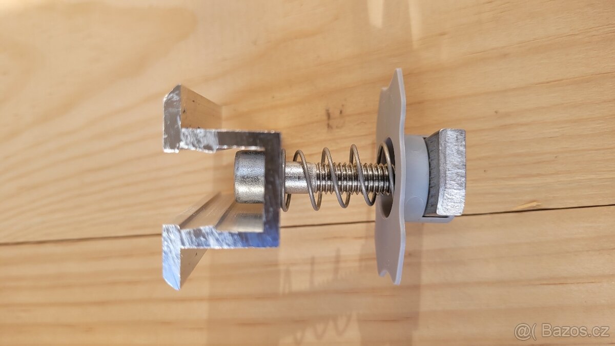 FVE - FISHER - PM C 33-39 předmontovaný úchyt středový - 2