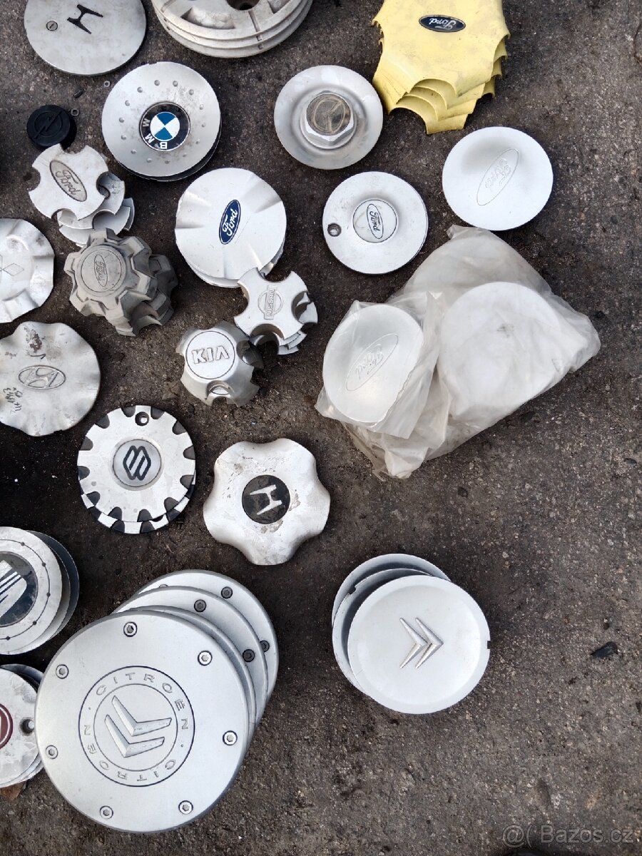 Pokličky kol všech možných značek - 2