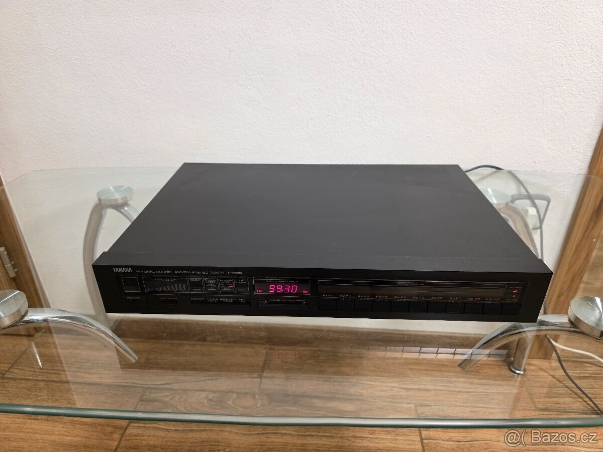 Yamaha T-1020 - 2