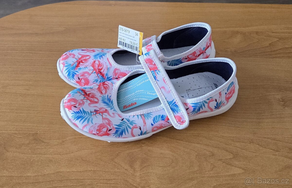 Nové dívčí papuče Baťa vel. 34 - 2