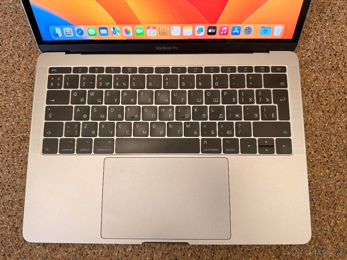 MacBook Pro 13” 2017 / i5 / 8GB / 128Gb SSD/Space Gray - 2