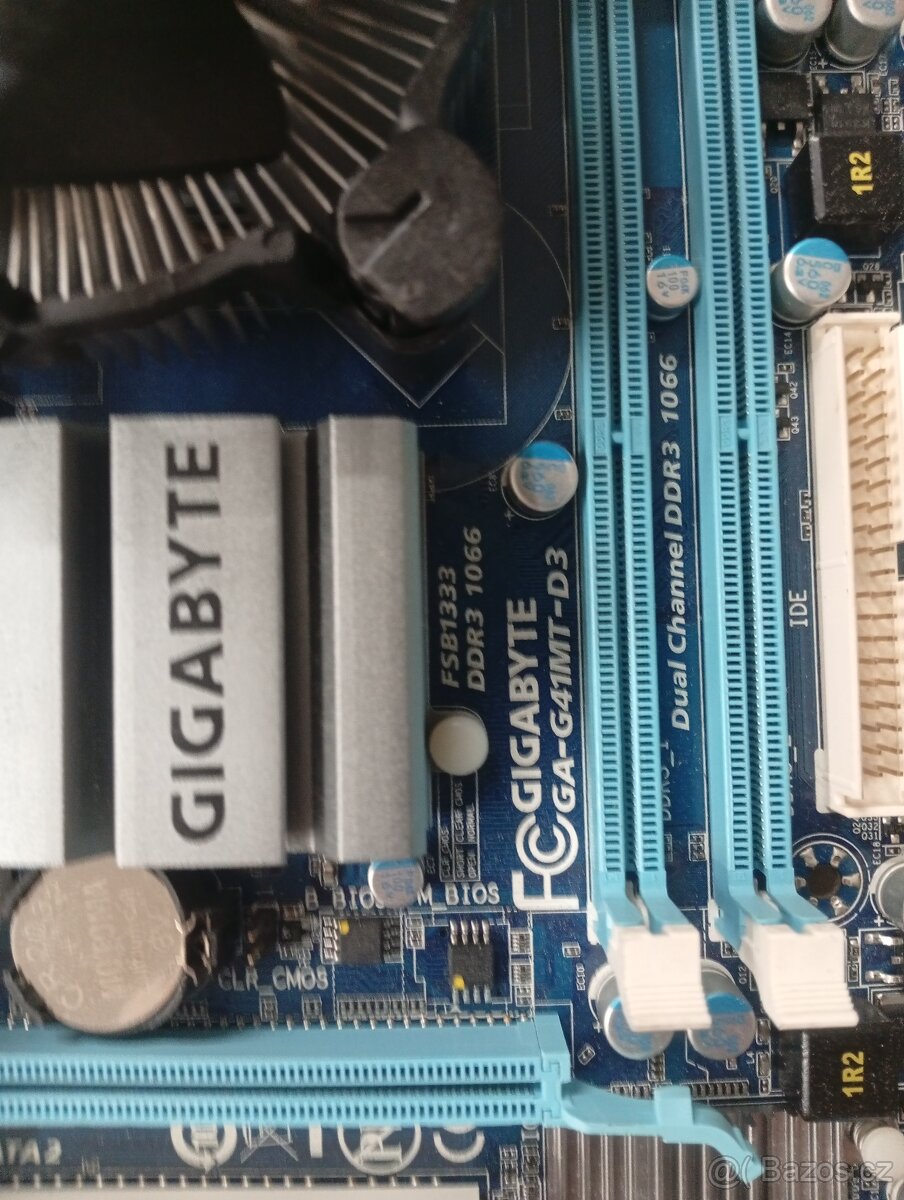 Mb Gigabyte mozno i s cpu - 2