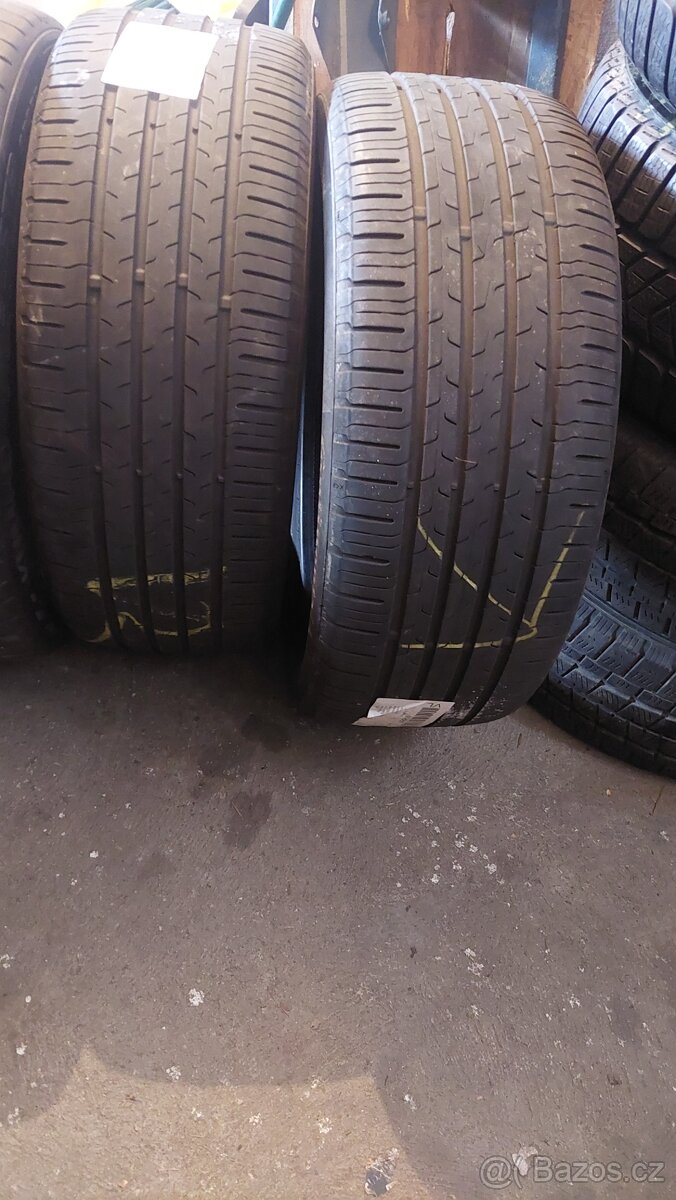 225/45R18 - 2