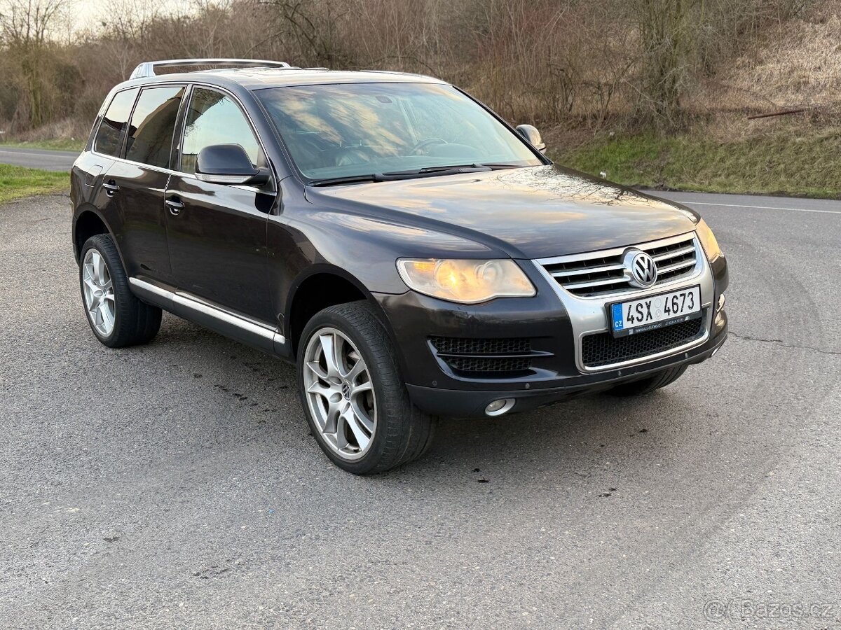 Volkswagen Touareg - 2