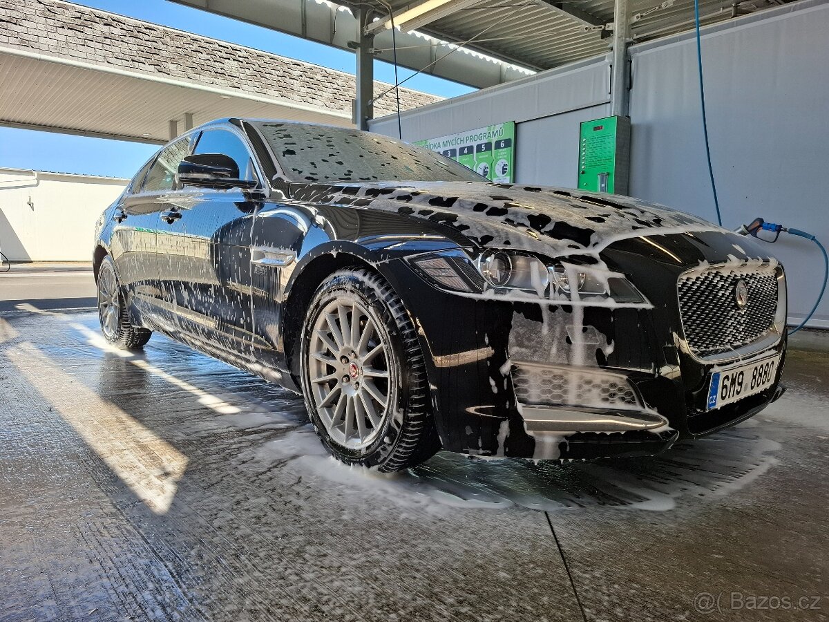 Jaguar XF - 2