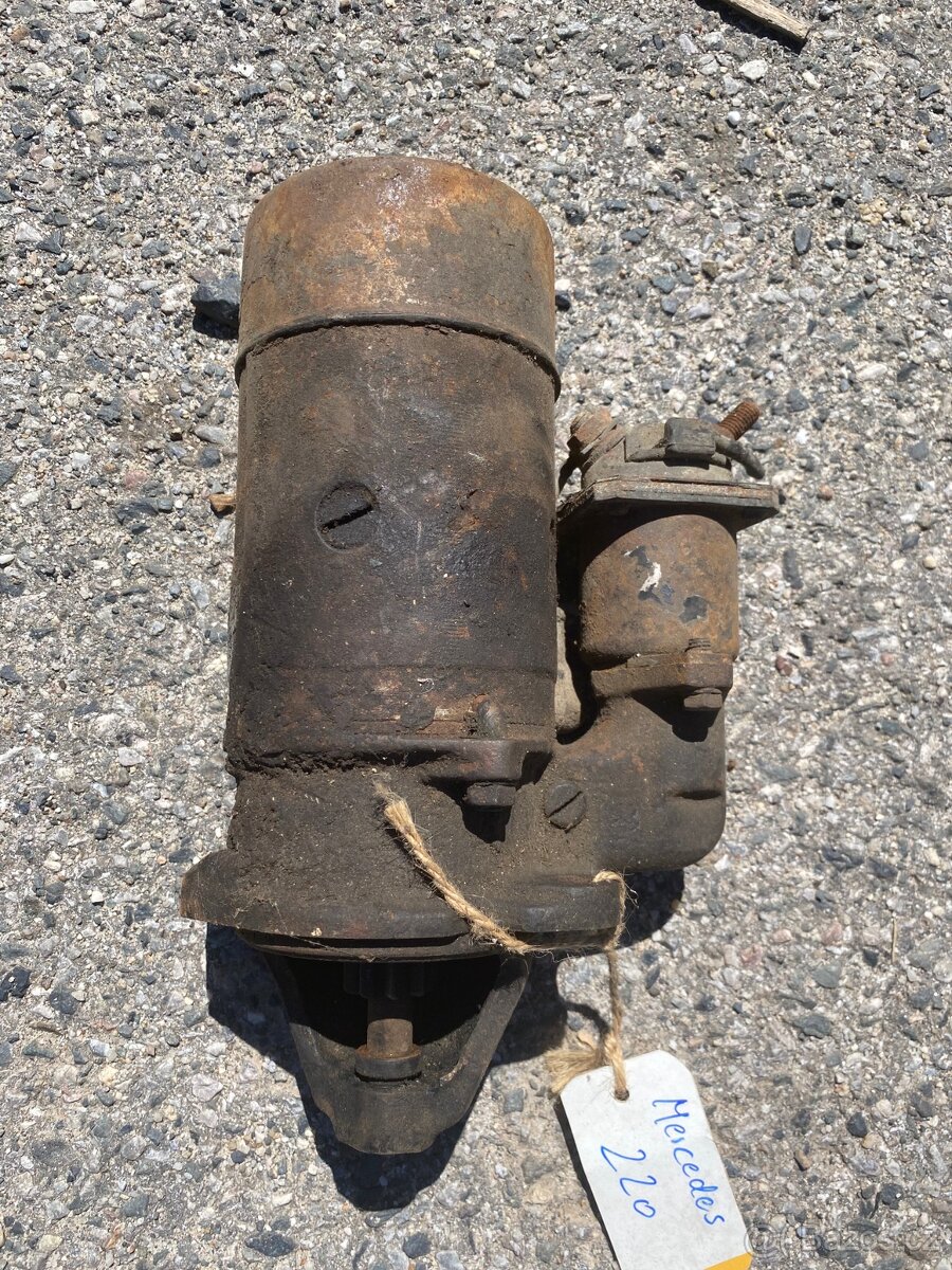 Startér pro Mercedes 220 W111 - 2