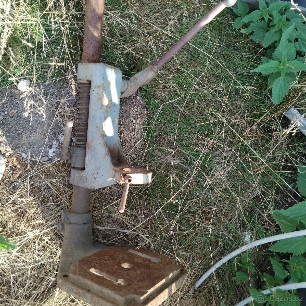 Stojan na vrtačku - 2