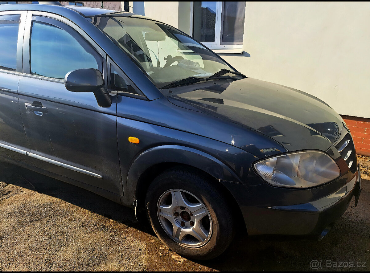 SSangYong Stavic/Rodius - 2