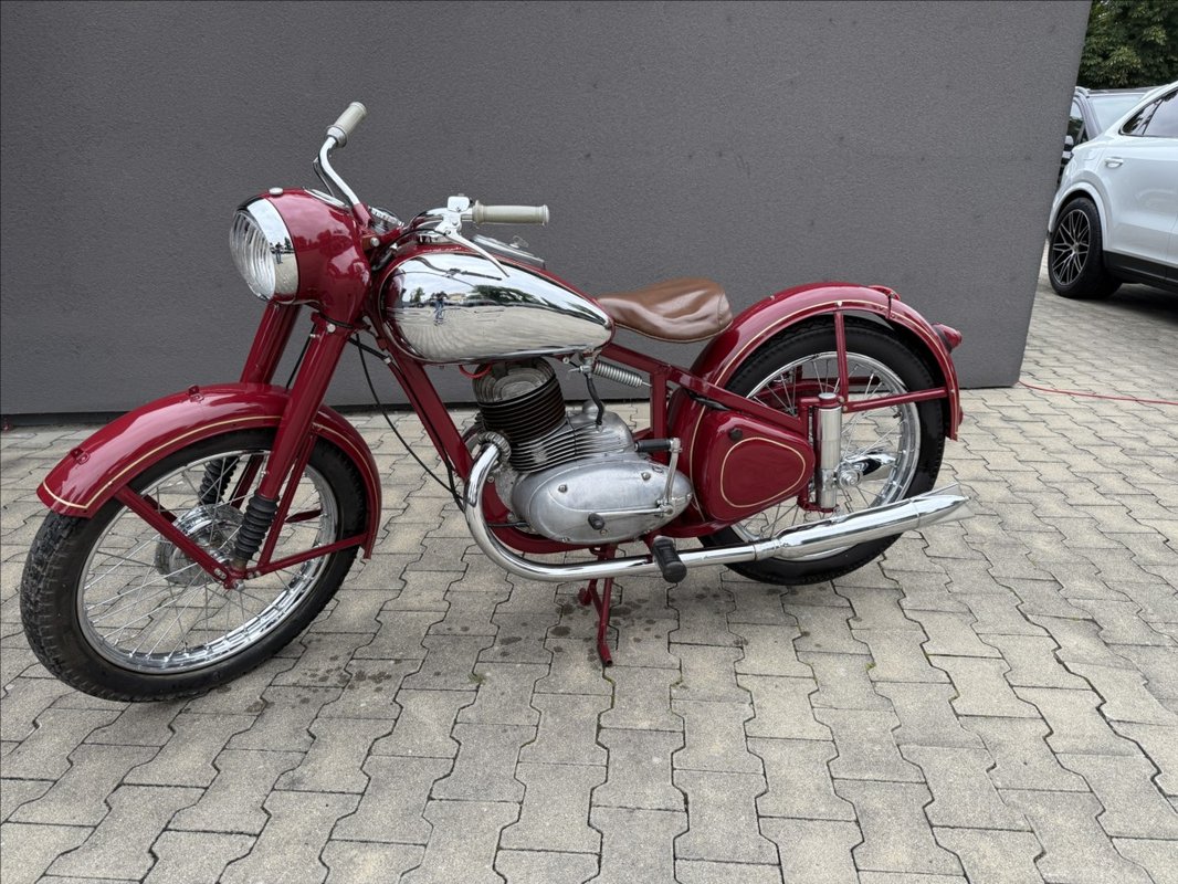 Jawa 250 Pérák 1947 - 2