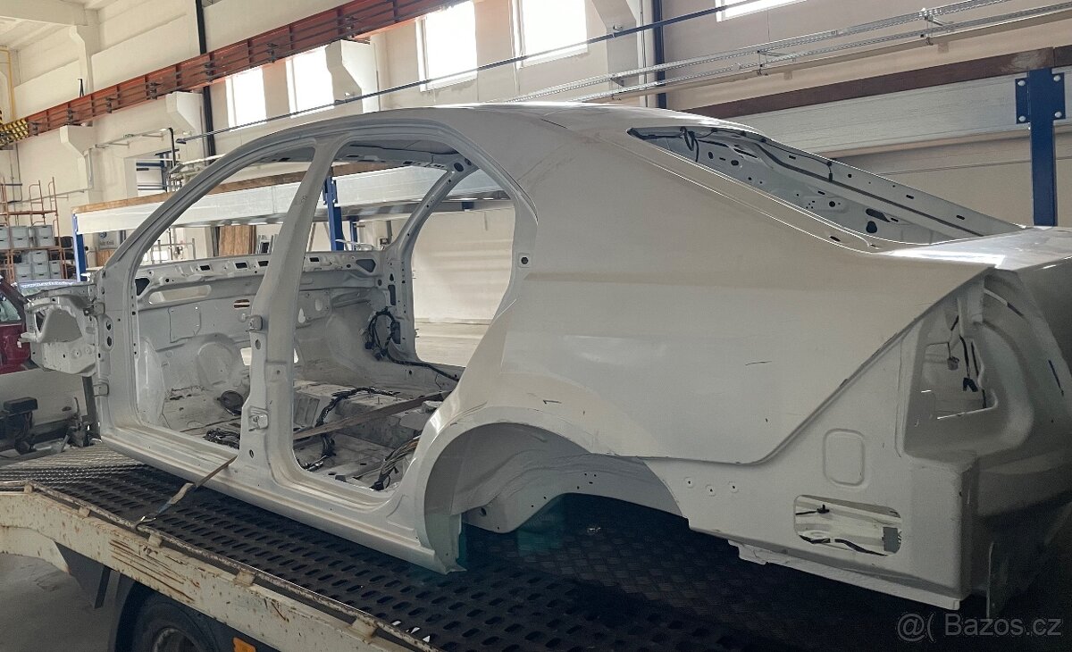 Karoséria Ford Mondeo Mk3 - 2