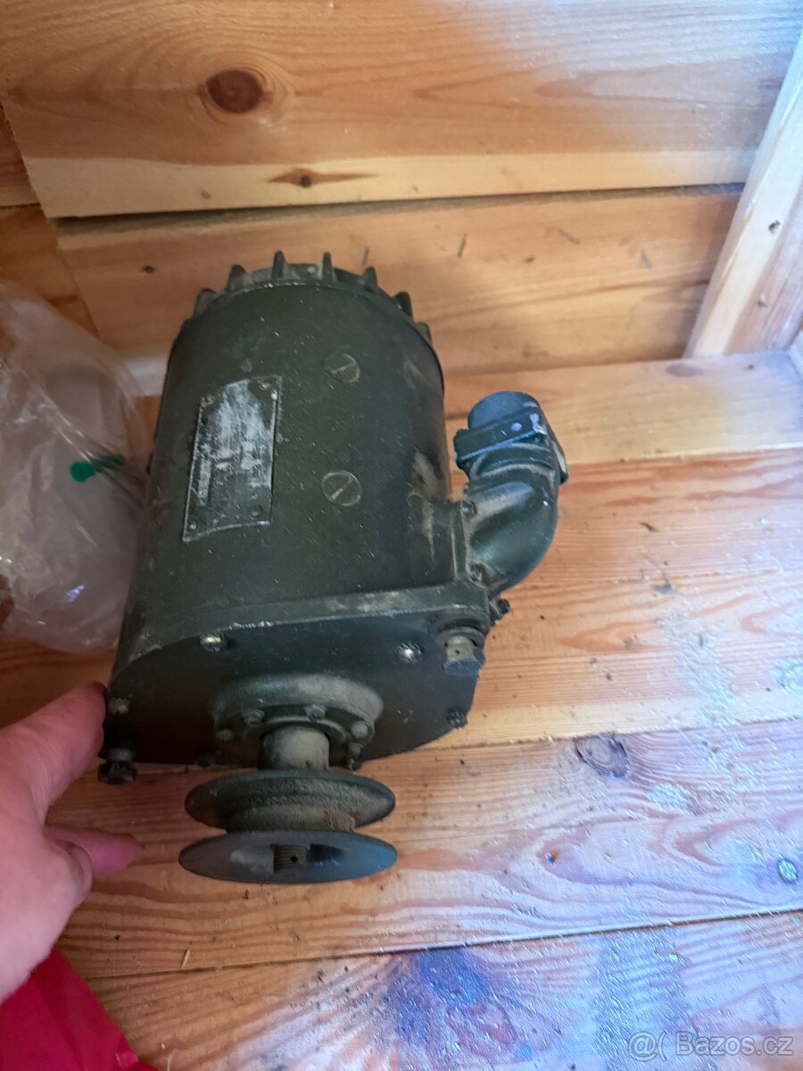 Dynamo 24v jeep dodge - 2