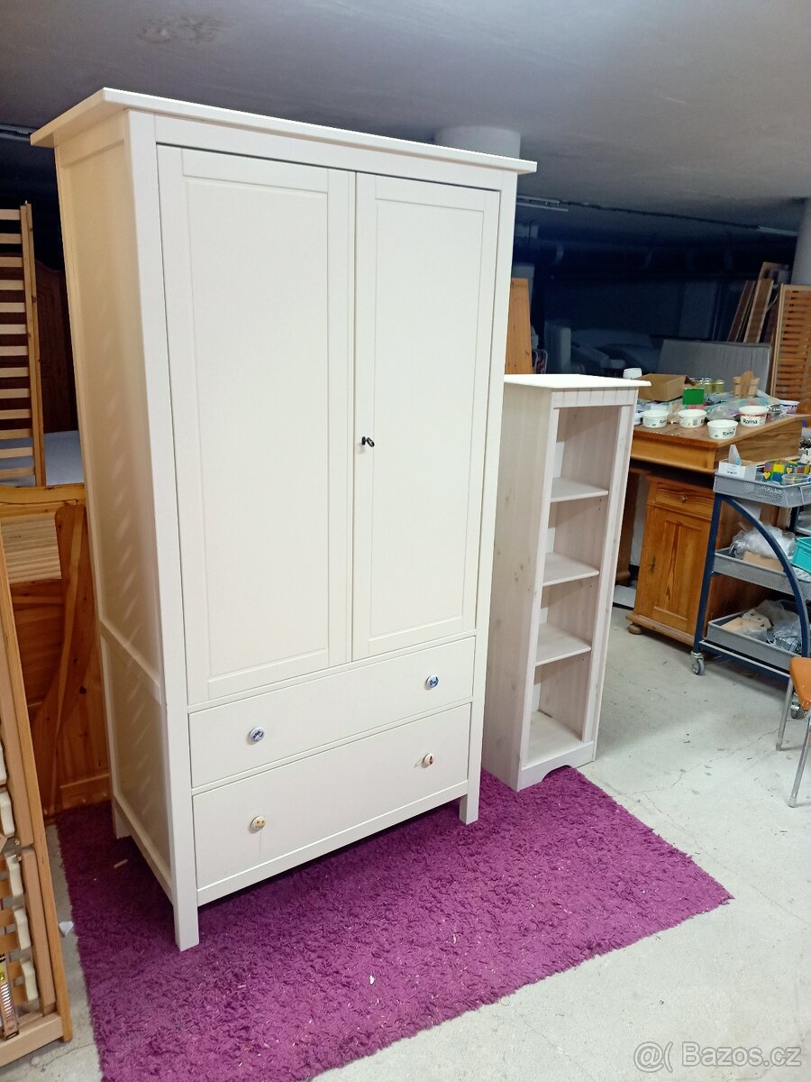 Prodám hezkou skřín IKEA HEMNES. - 2