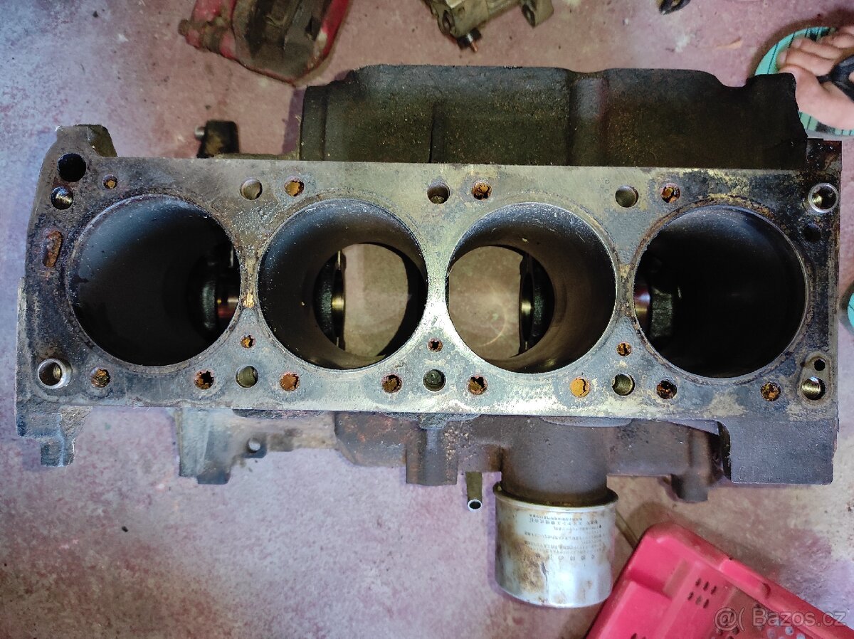 Mitsubishi 2.6 - 2