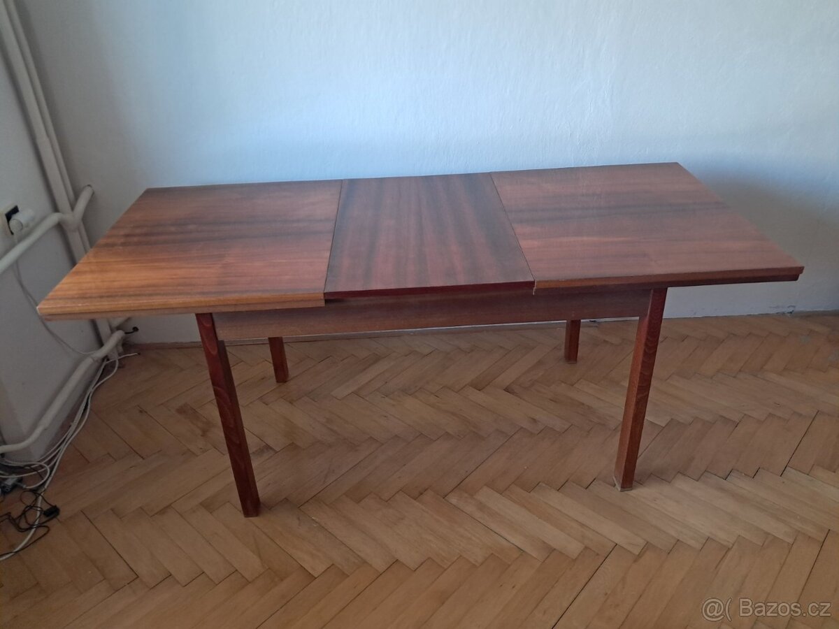 Rozkládací jidelni stůl - 2