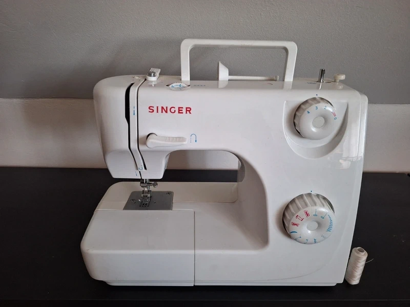 Šicí stroj Singer Family 8280 - 2