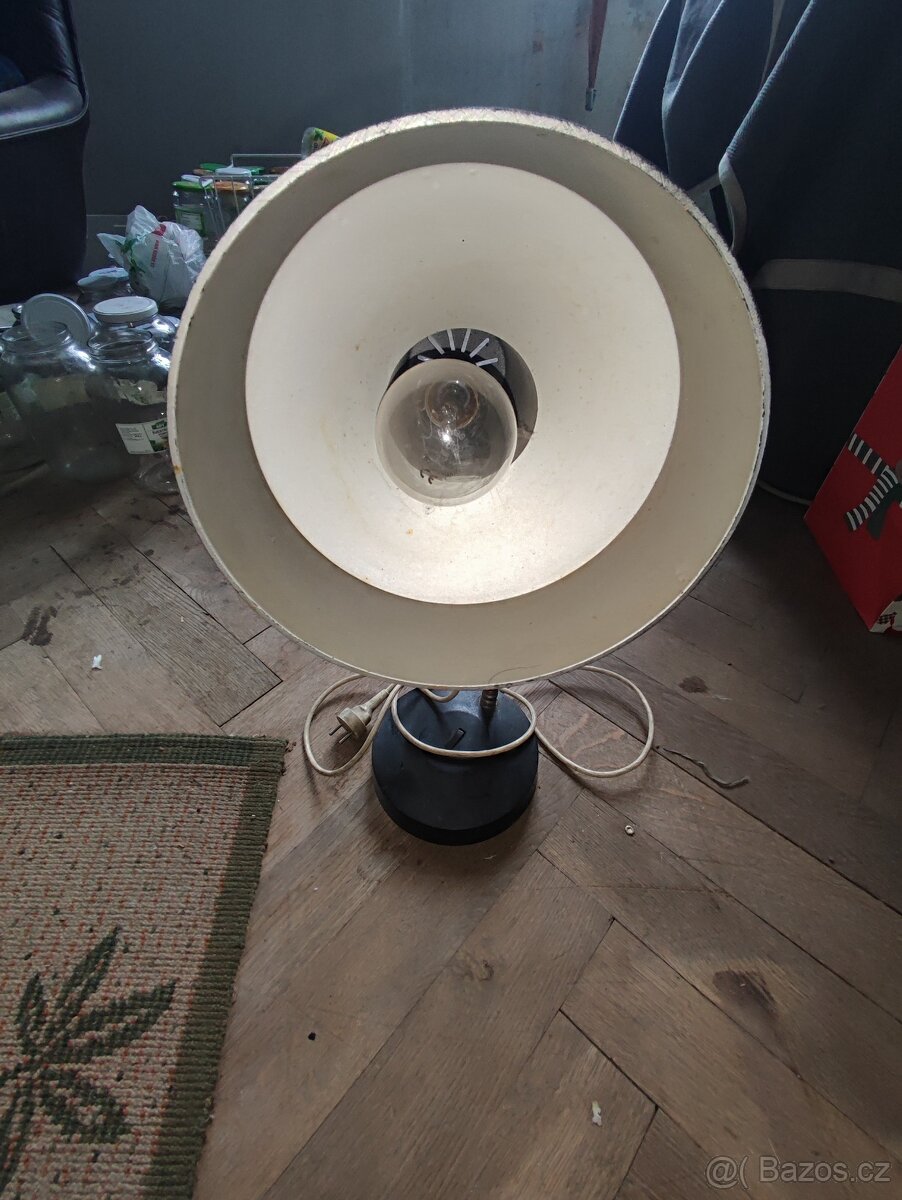 Retro lampa - 2