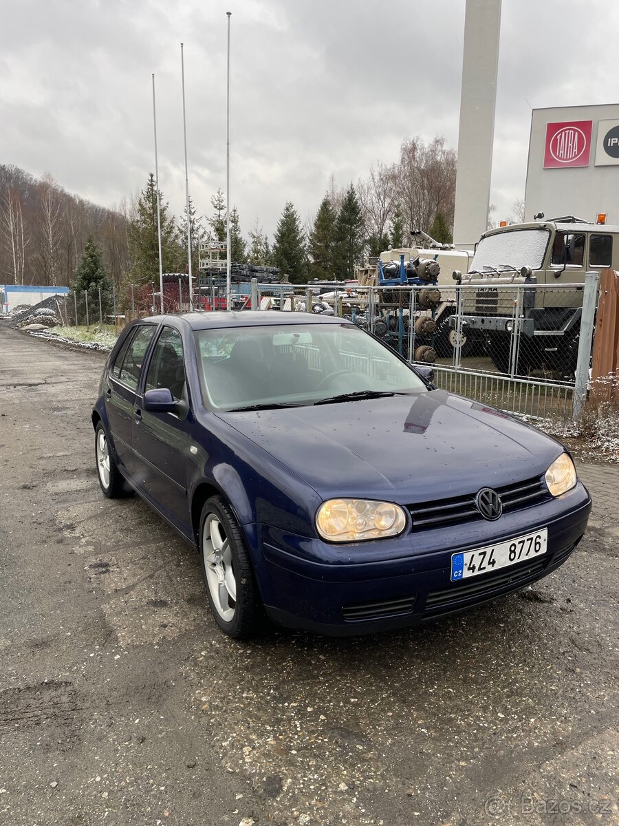 VW GOLF 4 1.9tdi 74kw NOVÁ STK, odnímatelné tažné - 2