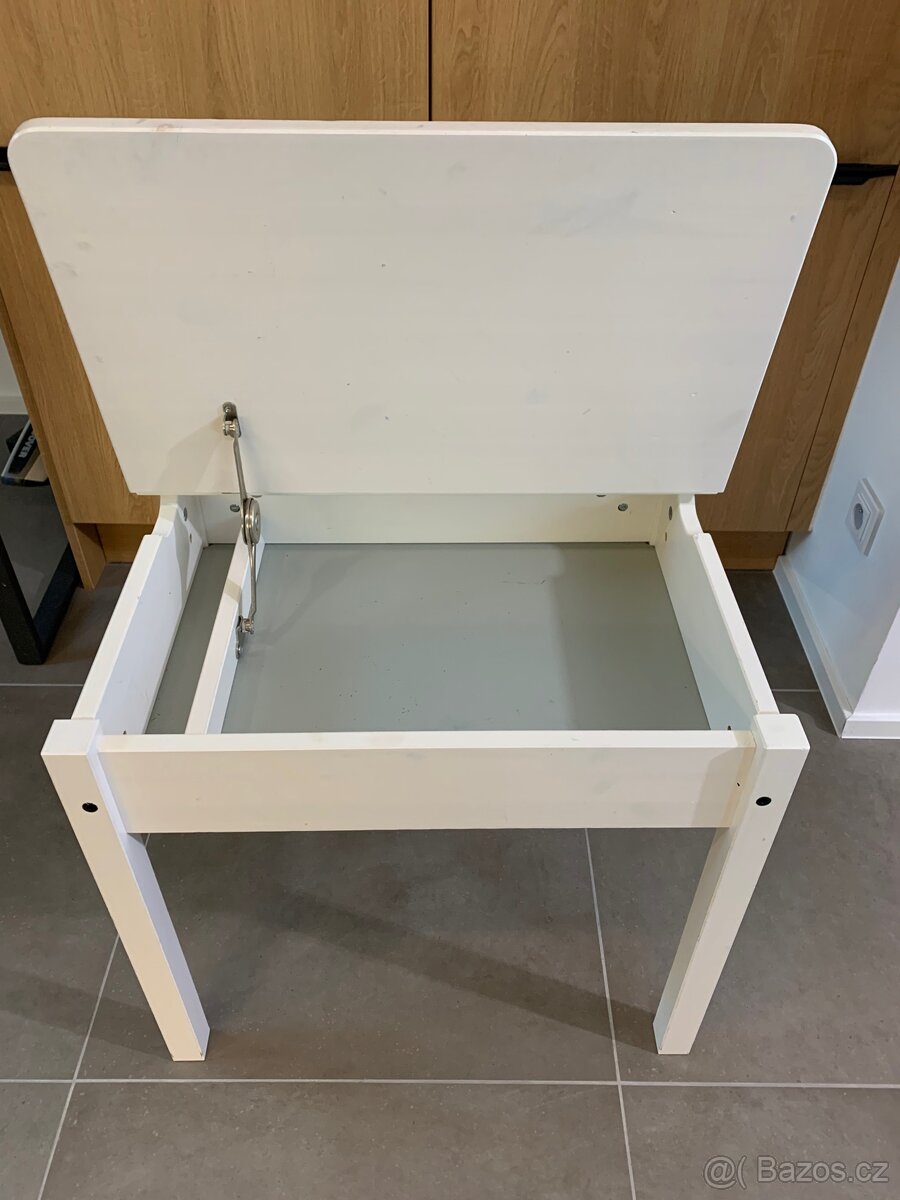 Dětský stůl IKEA s úložným prostorem - 2
