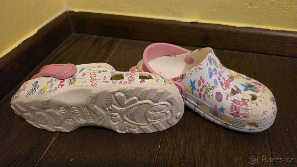 Coqui LITTLE FROG
růžové, princess s amuletem
Vel. 27-28 - 2