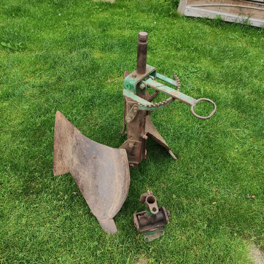 Pluh obracák + nastavovací těleso k PF-62 nebo Holder - 2