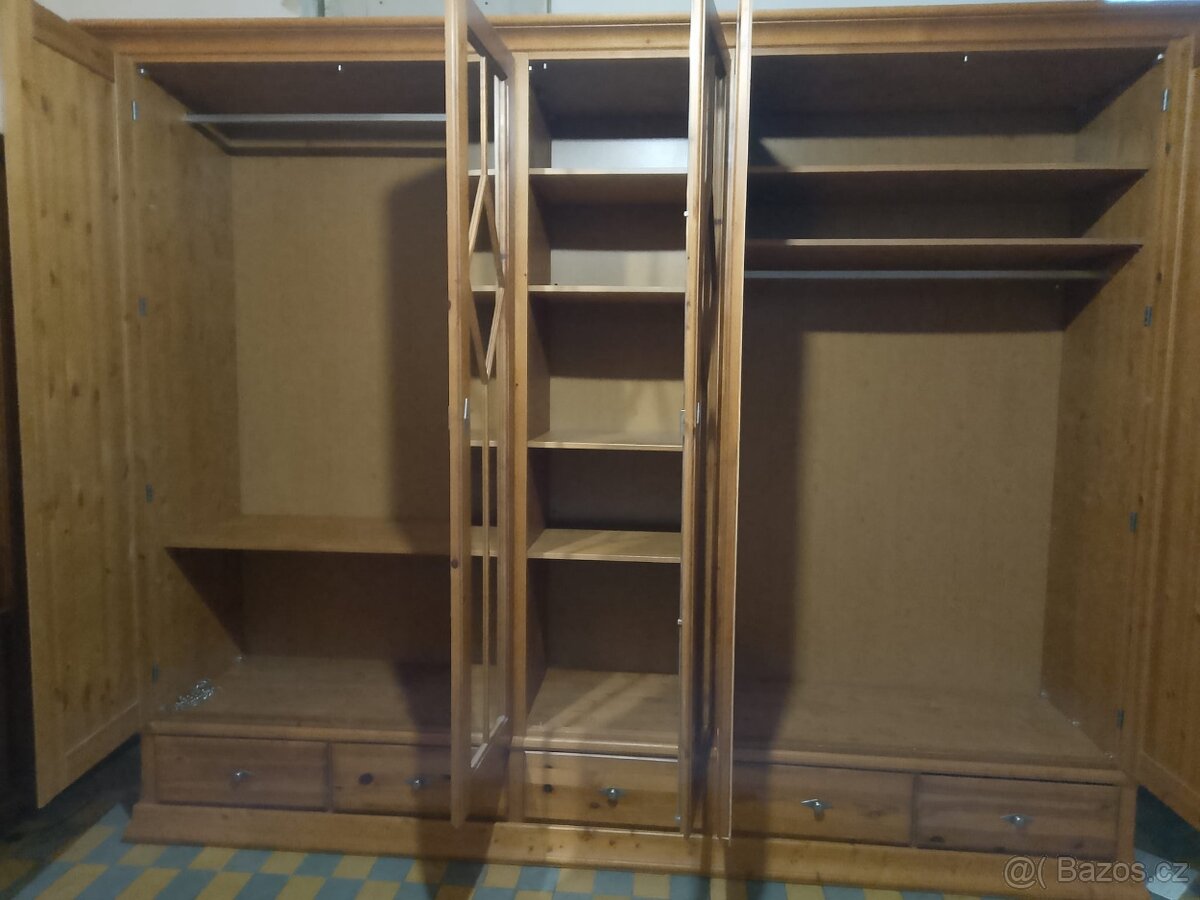 KOMPLETNÍ DŘEVĚNÁ LOŽNICE MUSTERRING - 2