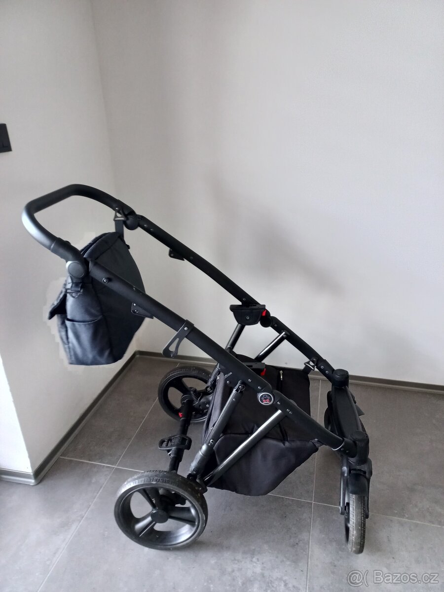 Kočárek Camarelo Faro 2v1 - 2
