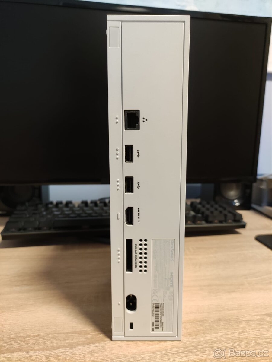 Prodám Xbox Series S 512GB - 2