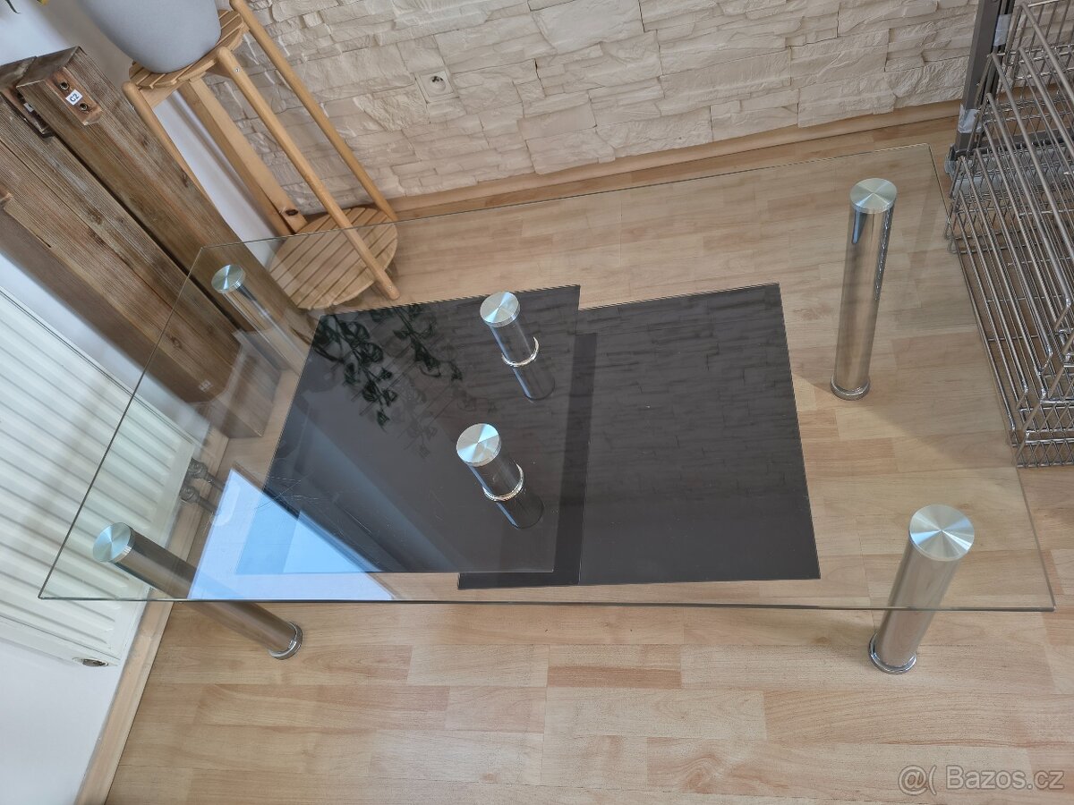 Skleněný konferenční stolek / prosklený stůl - 2
