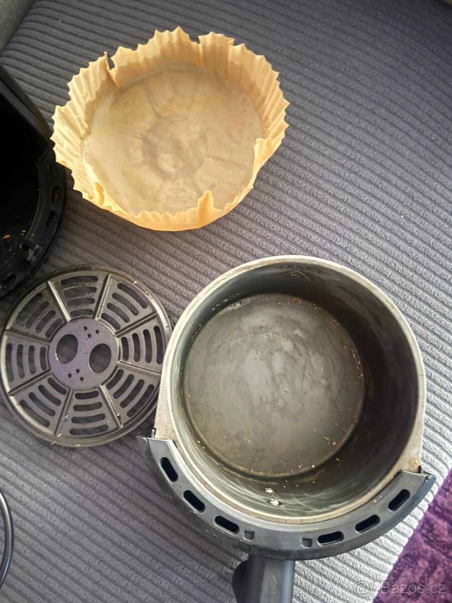 Horkovzdušná fritéza - 2